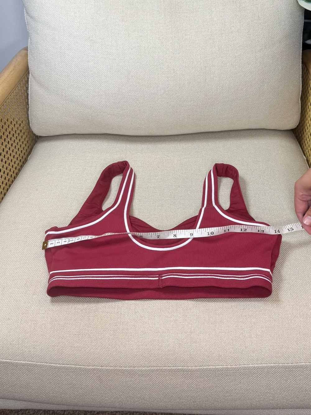Alo Yoga Heartthrob Sports Bra - Picture 3 of 3